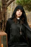 nun arielrebel_01 A.jpg