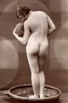 Vintage_photo_nude_woman_1.jpg