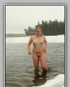 naked-ice-swimming7.jpg