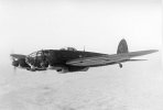 Bundesarchiv_Bild_101I-647-5211-33,_Flugzeug_Heinkel_He_111.jpg