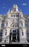 cybele-palace-madrid-spain-T7N96W.jpg