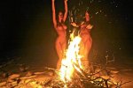 1662202754_27-titis-org-p-naked-girl-burning-erotika-40.jpg