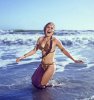 princess-leia-bikini-return-jedi-beach-shoot-1983-carrie-fisher-2.jpg