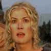 rosamund-pike-andromeda-trailer-cap2 (2).jpg