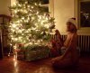 a_bettie_page_christma_tribute_with_oona_desade_by_russtherab_d6y5hwm-fullview.jpg