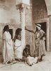 Lehnert_et_Landrock_-_La_marchande_d'esclaves,_Tunisie,_vers_1900-1910.jpg