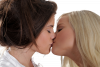 kiss001.png