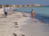 gwyneth-naked-blonde-beach-walk-public-15-800x600.jpg