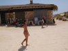 gwyneth-naked-blonde-beach-walk-public-27-800x600.jpg