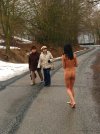 gwen-nude-in-public-02-800x1066.jpg